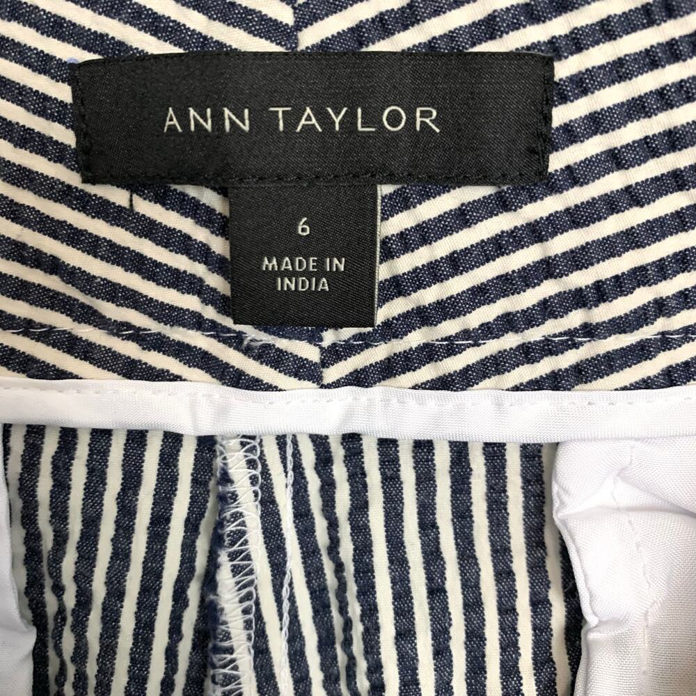 Ann Taylor Seersucker Bermuda Shorts Size 6 - Picture 4 of 5